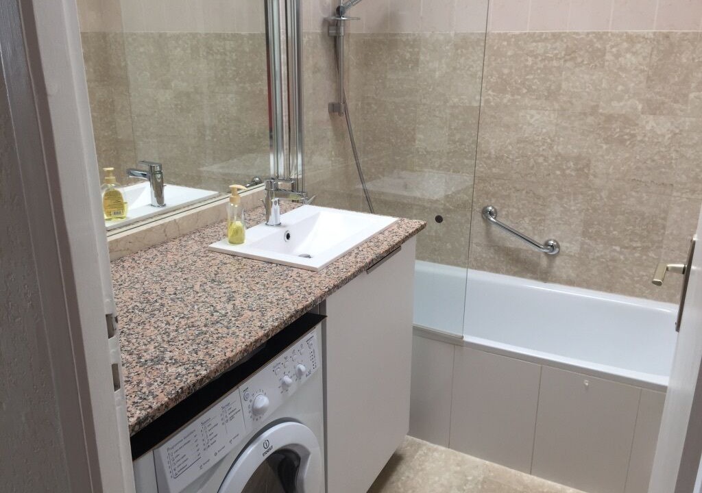 Photo of Bathroom in Cassis