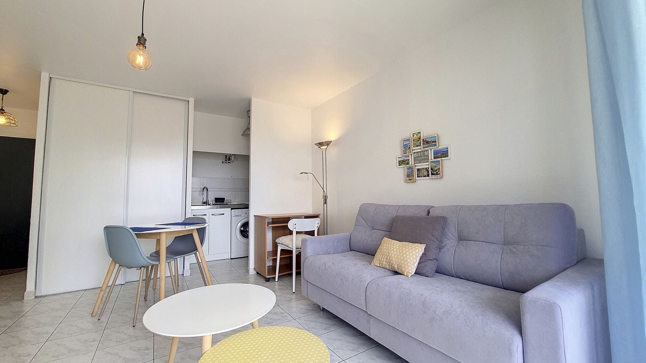 Photo of Livingroom in Liberation