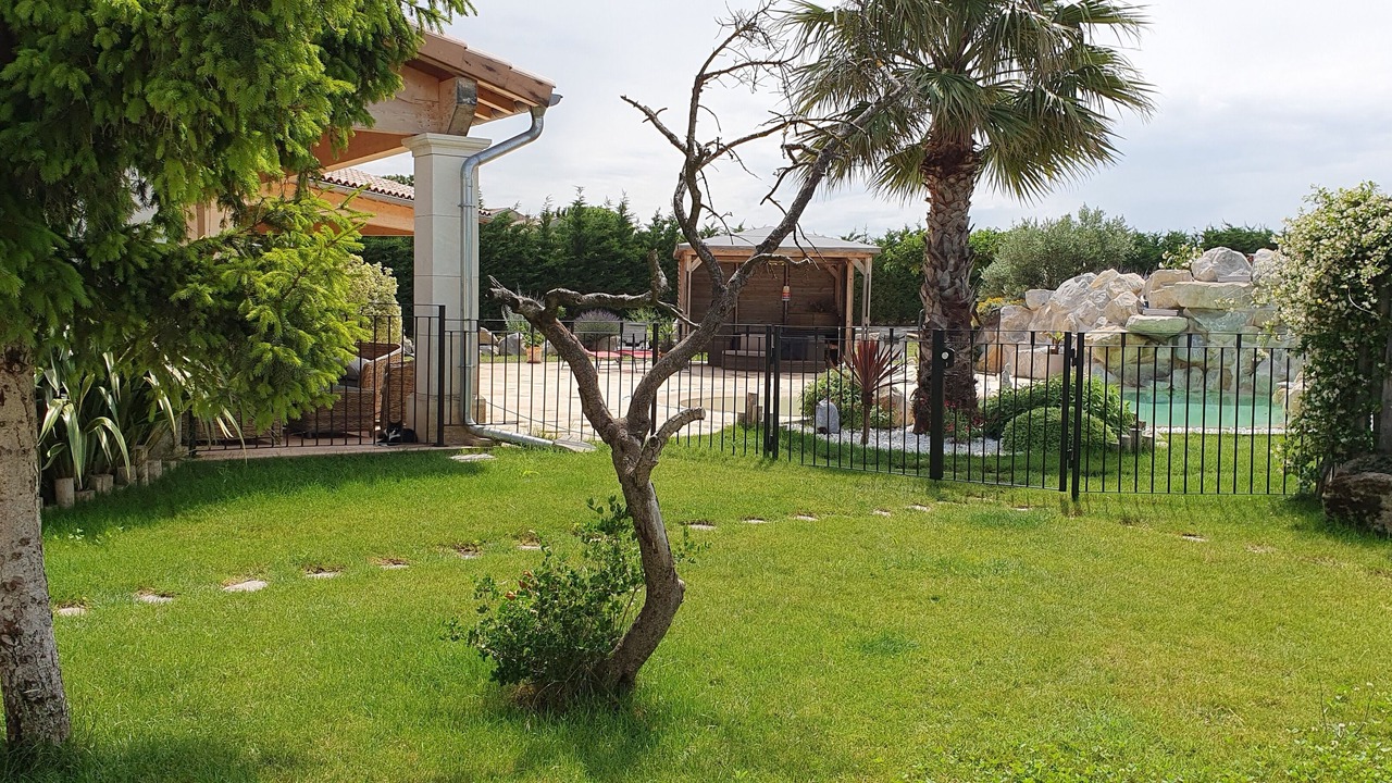 Photo of Outdoor in Rochegude