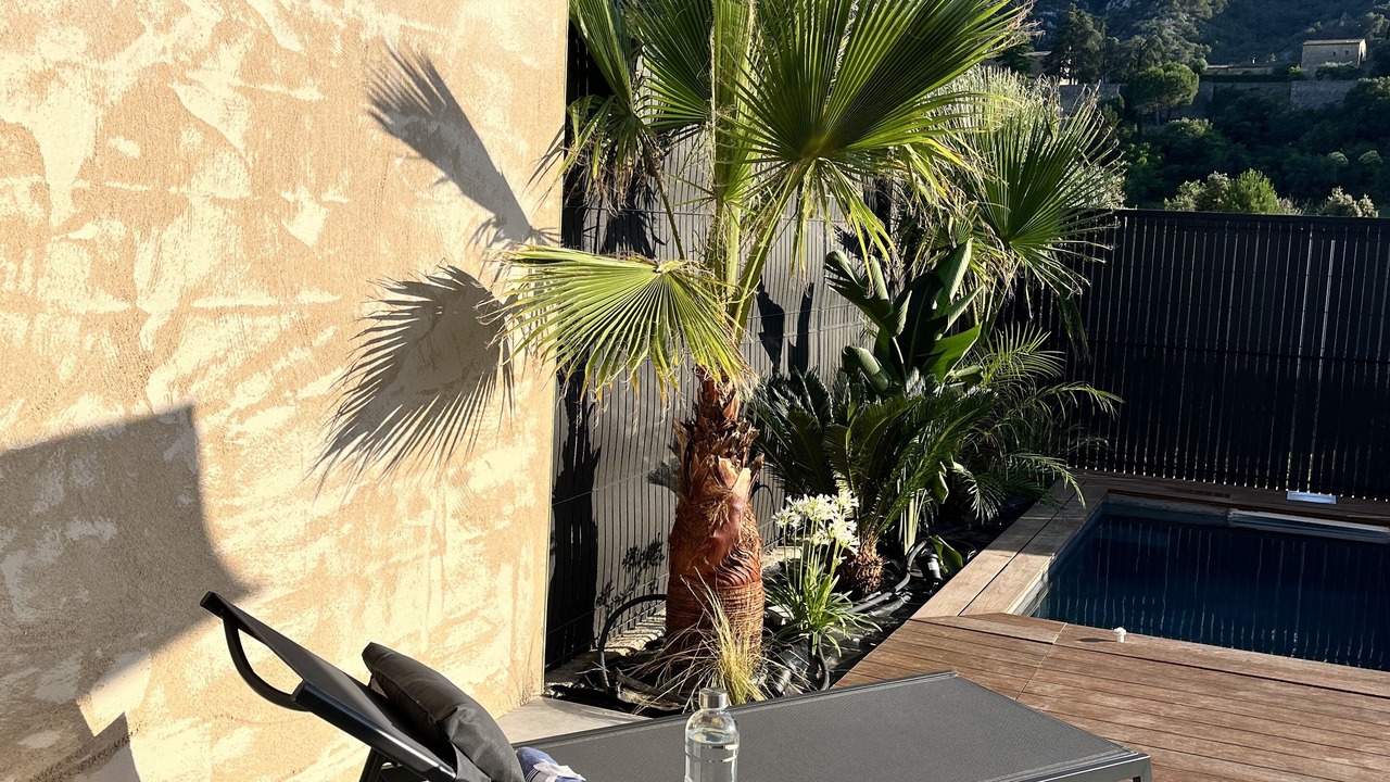 Photo of Patio Balcony in Maubec