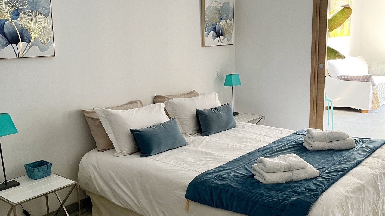 Photo of Bedroom in Maubec
