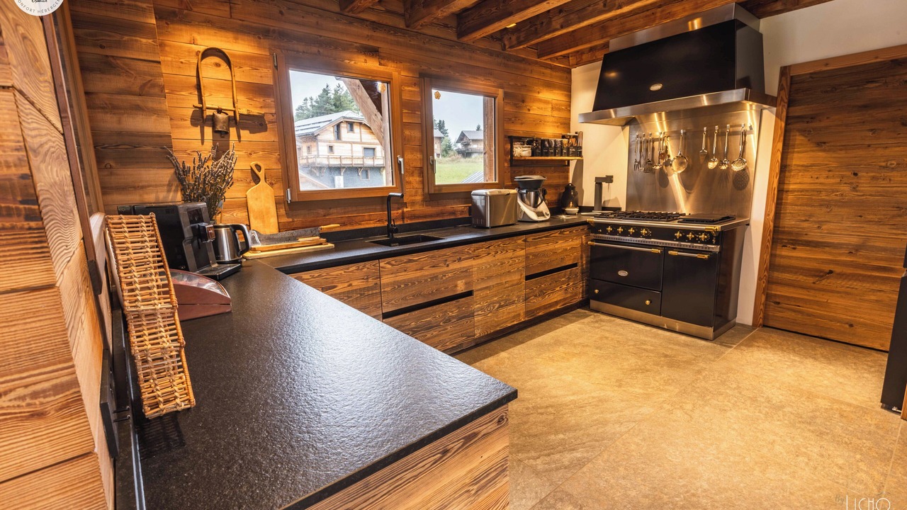 Photo of Kitchen in Saint-Etienne-en-Devoluy