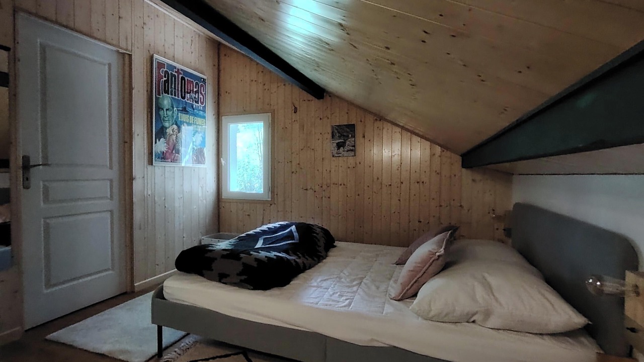 Photo of Bedroom in Montclar