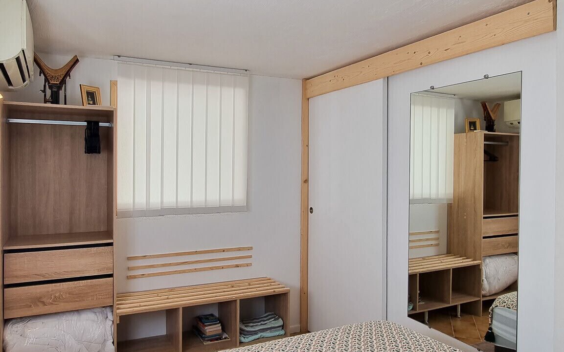Photo of Bedroom in Mandelieu-La-Napoule
