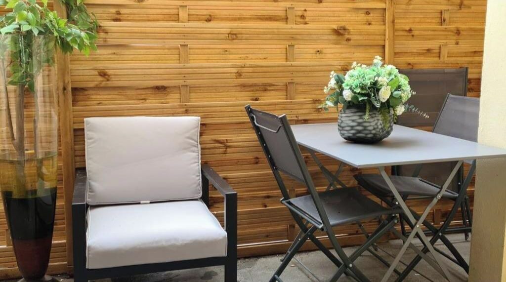 Photo of Outdoor in California - Pezou