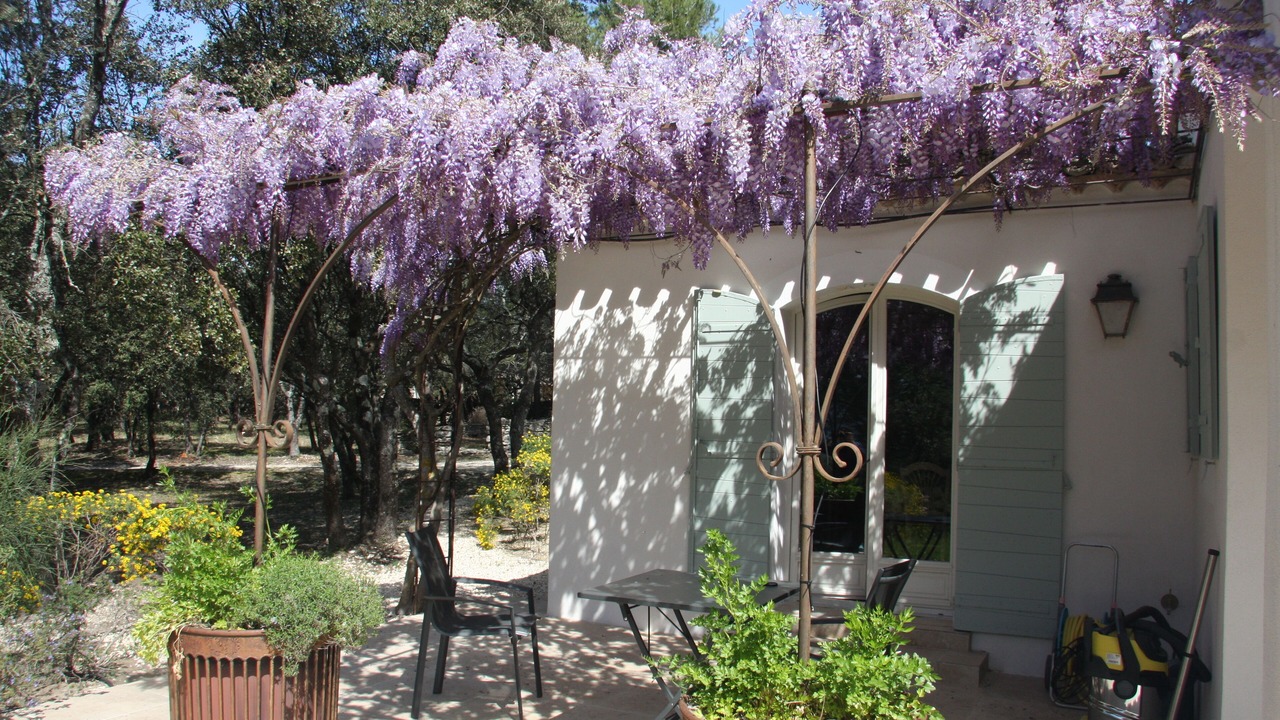 Photo of Patio Balcony in Beaumettes