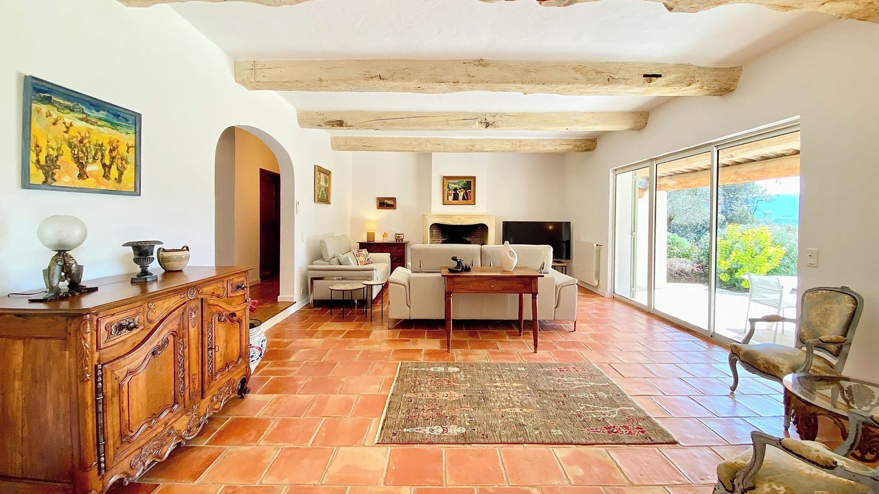 Photo of Livingroom in Beaumettes