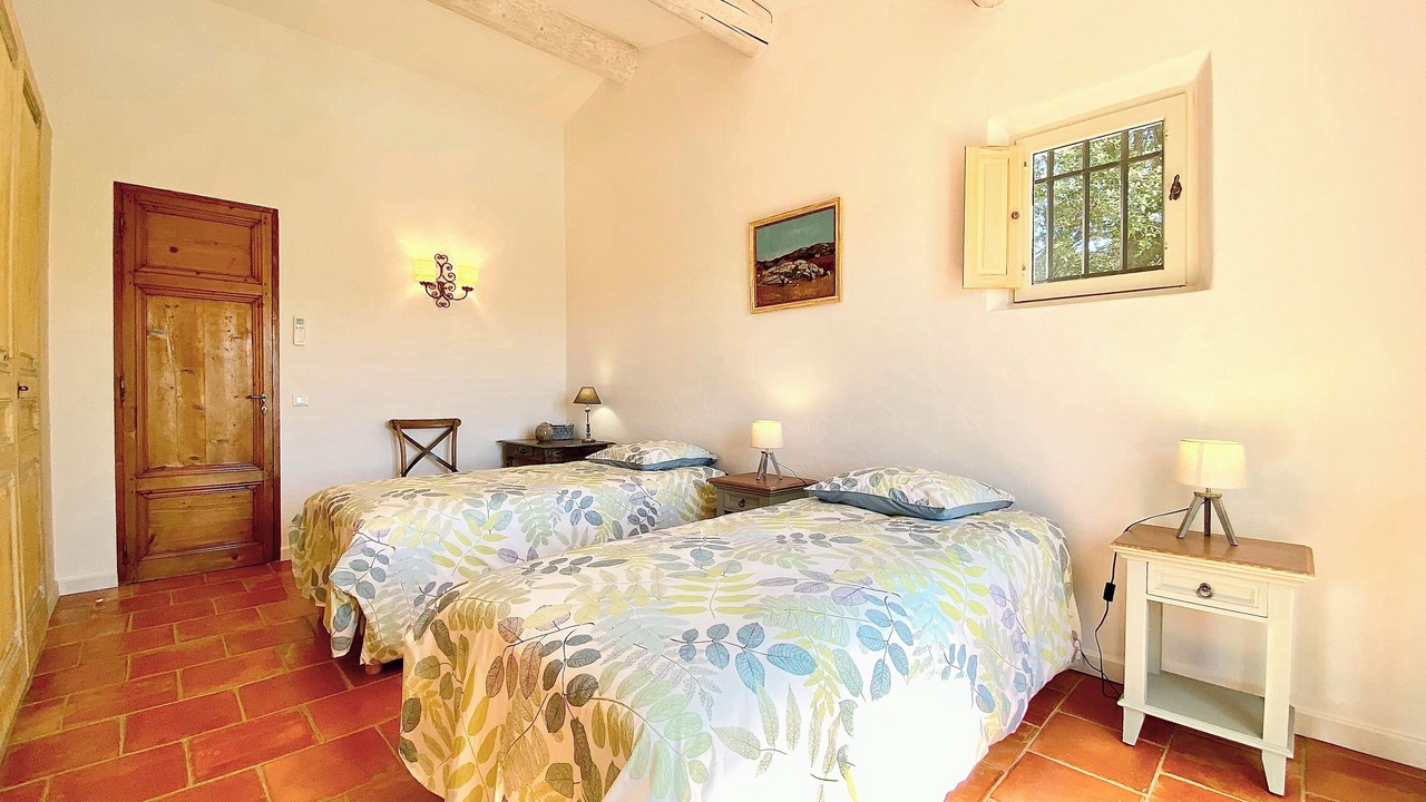 Photo of Bedroom in Beaumettes