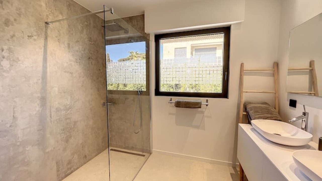 Photo of Bathroom in Sainte-Maxime