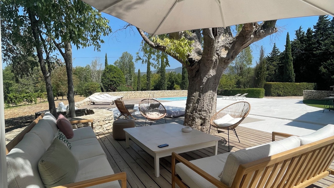 Photo of Patio Balcony in L'Isle-sur-la-Sorgue