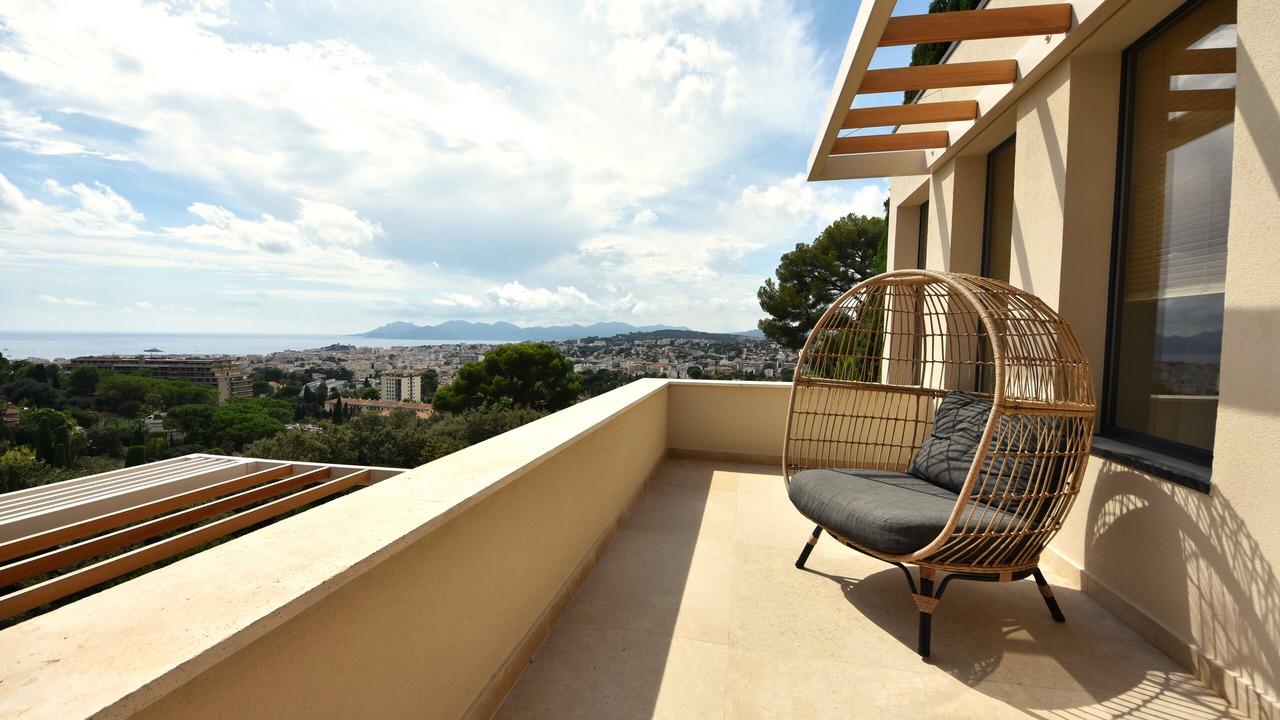 Photo of Patio Balcony in California - Pezou