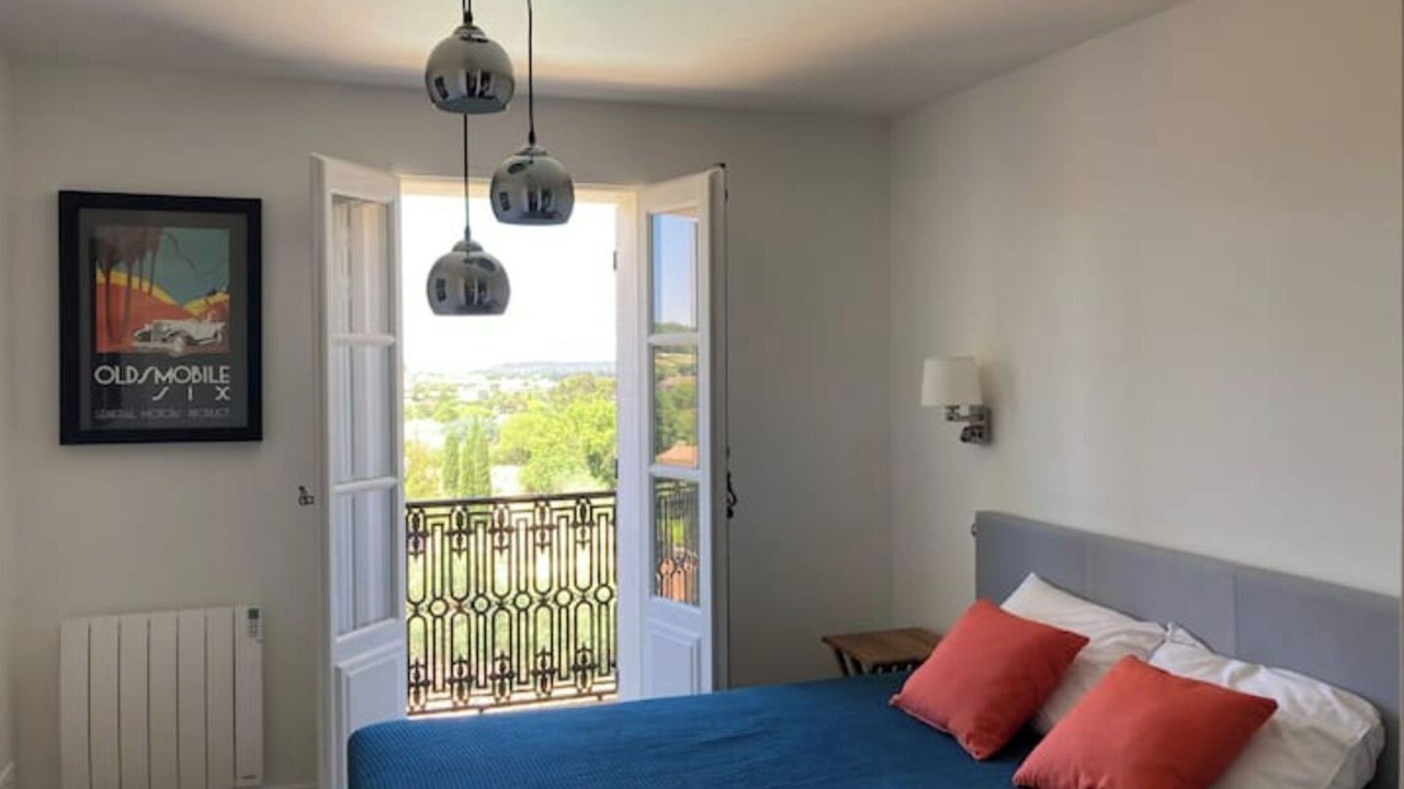 Photo of Bedroom in Malemort-du-Comtat