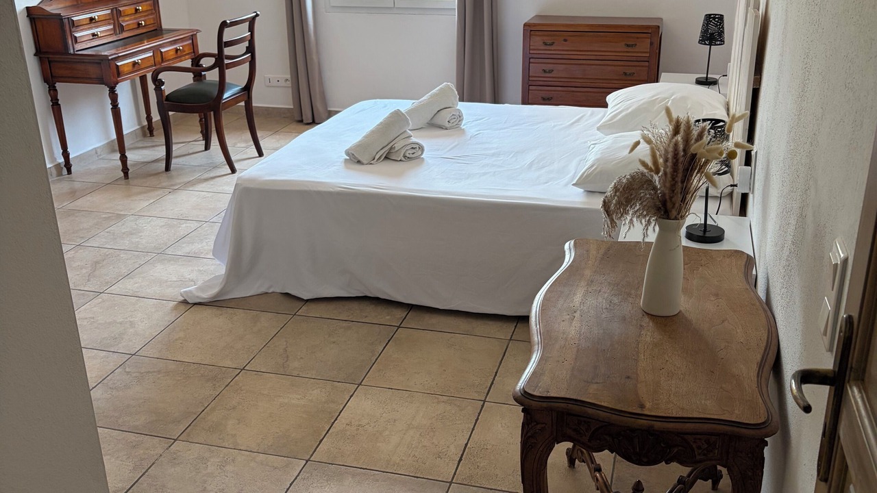 Photo of Bedroom in Vaison-la-Romaine