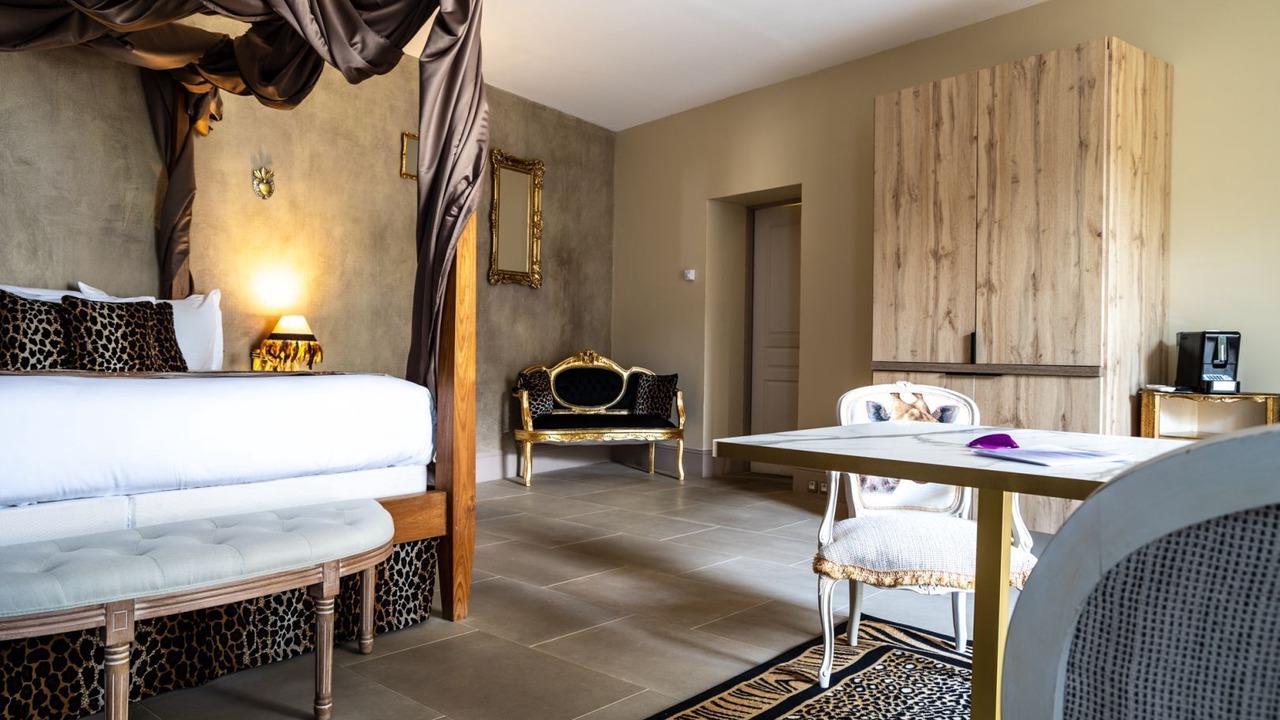 Photo of Bedroom in L'Isle-sur-la-Sorgue
