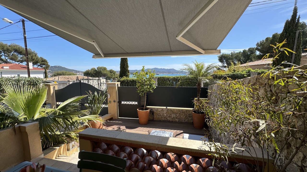Photo of Patio Balcony in Sanary-sur-Mer