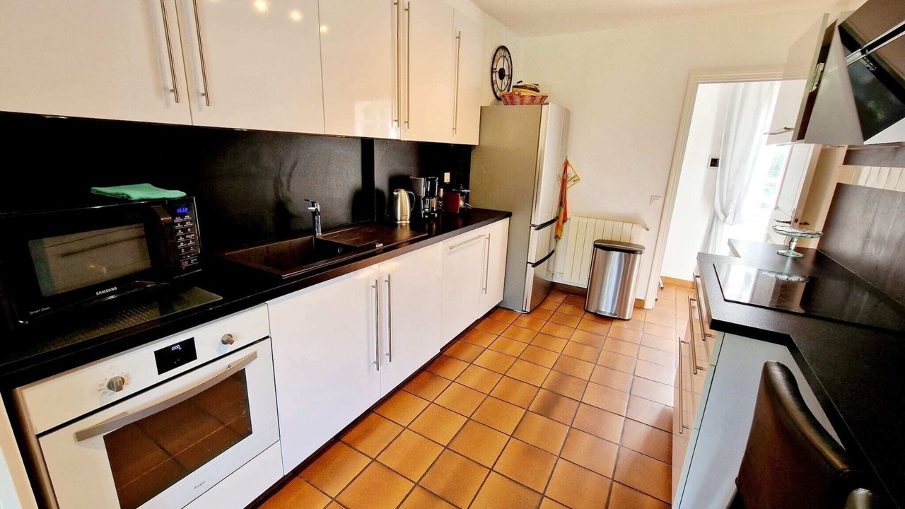 Photo of Kitchen in Ramatuelle