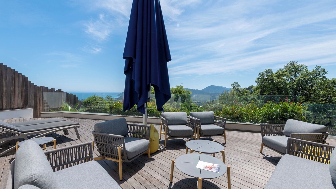 Photo of Patio Balcony in Les Termes