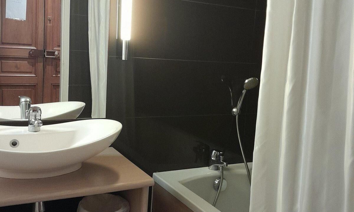 Photo of Bathroom in Jausiers