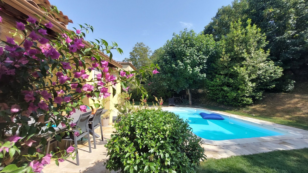 Photo of Outdoor in La Roque-d'Antheron