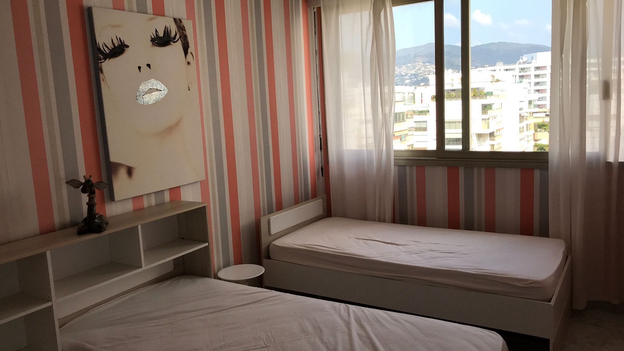 Photo of Bedroom in Mandelieu-la-Napoule Beach