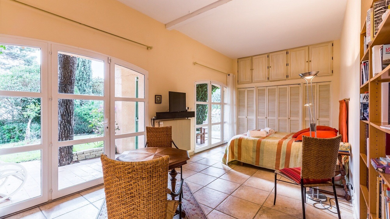 Photo of Bedroom in Cassis