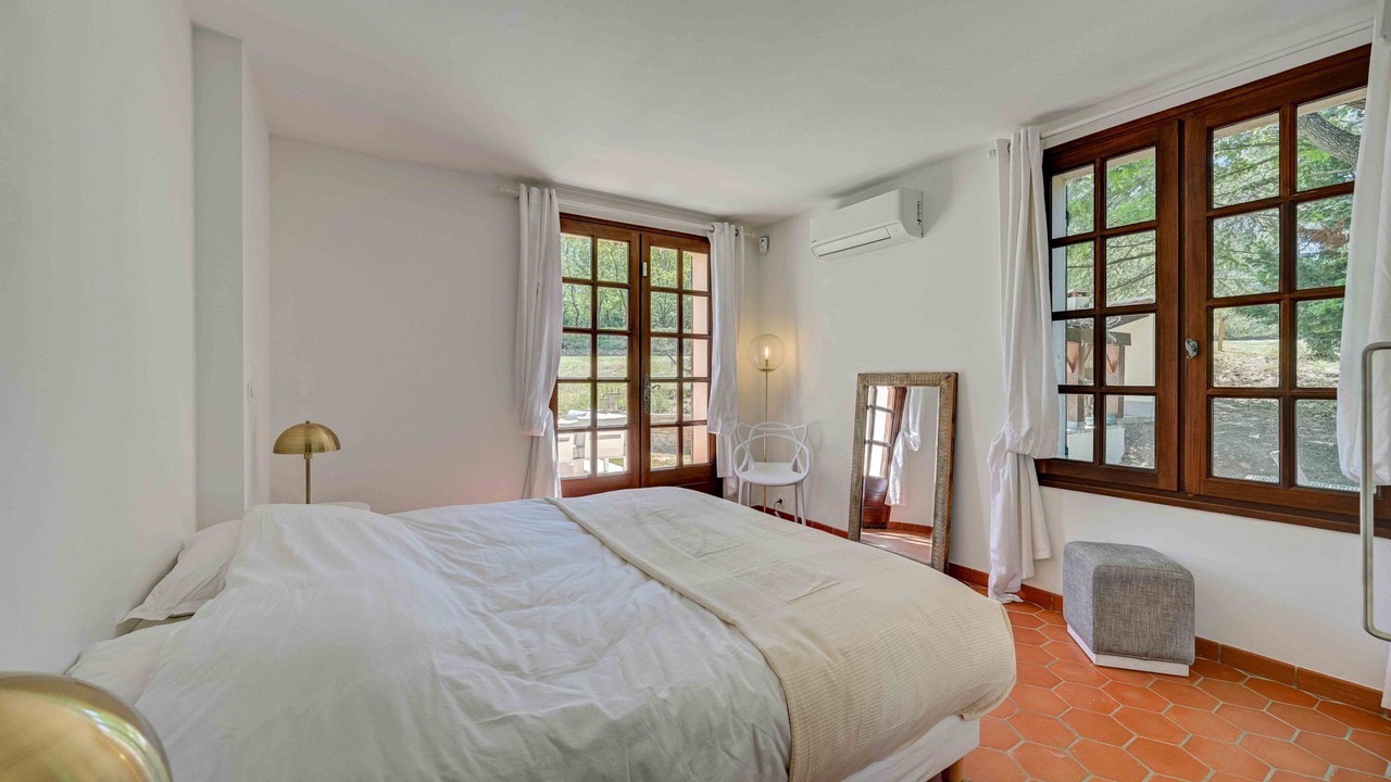 Photo of Bedroom in Peynier