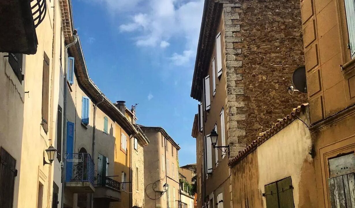 Photo of Others in Peynier