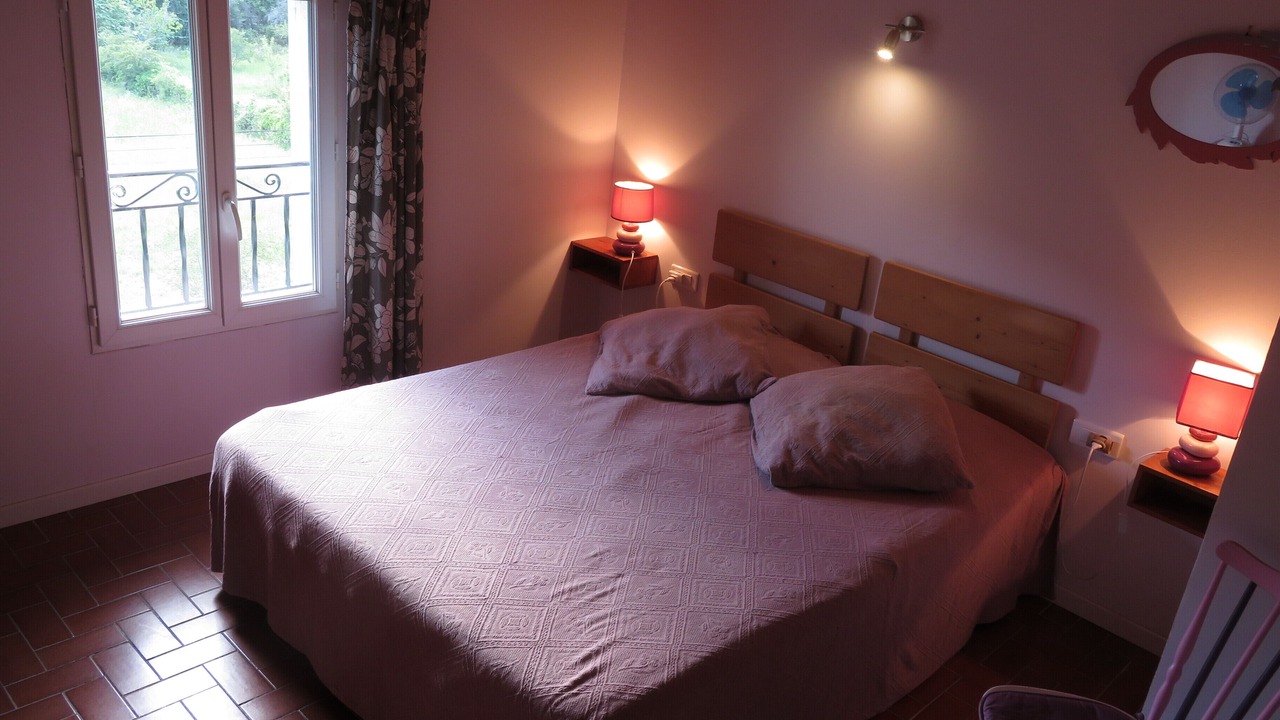 Photo of Bedroom in Saint-Paul-le-Jeune