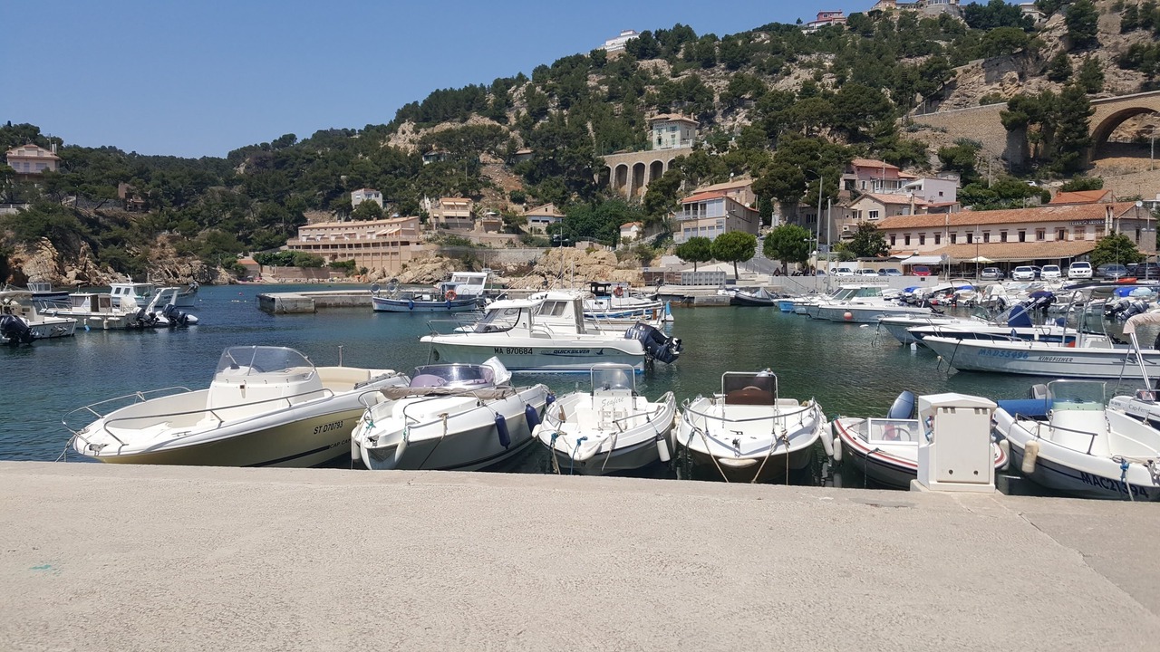 Photo of Others in Ensues-la-Redonne