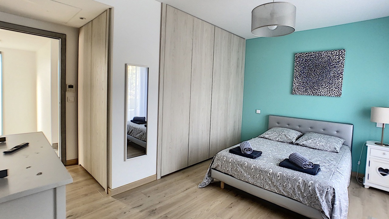 Photo of Bedroom in Mouans-Sartoux