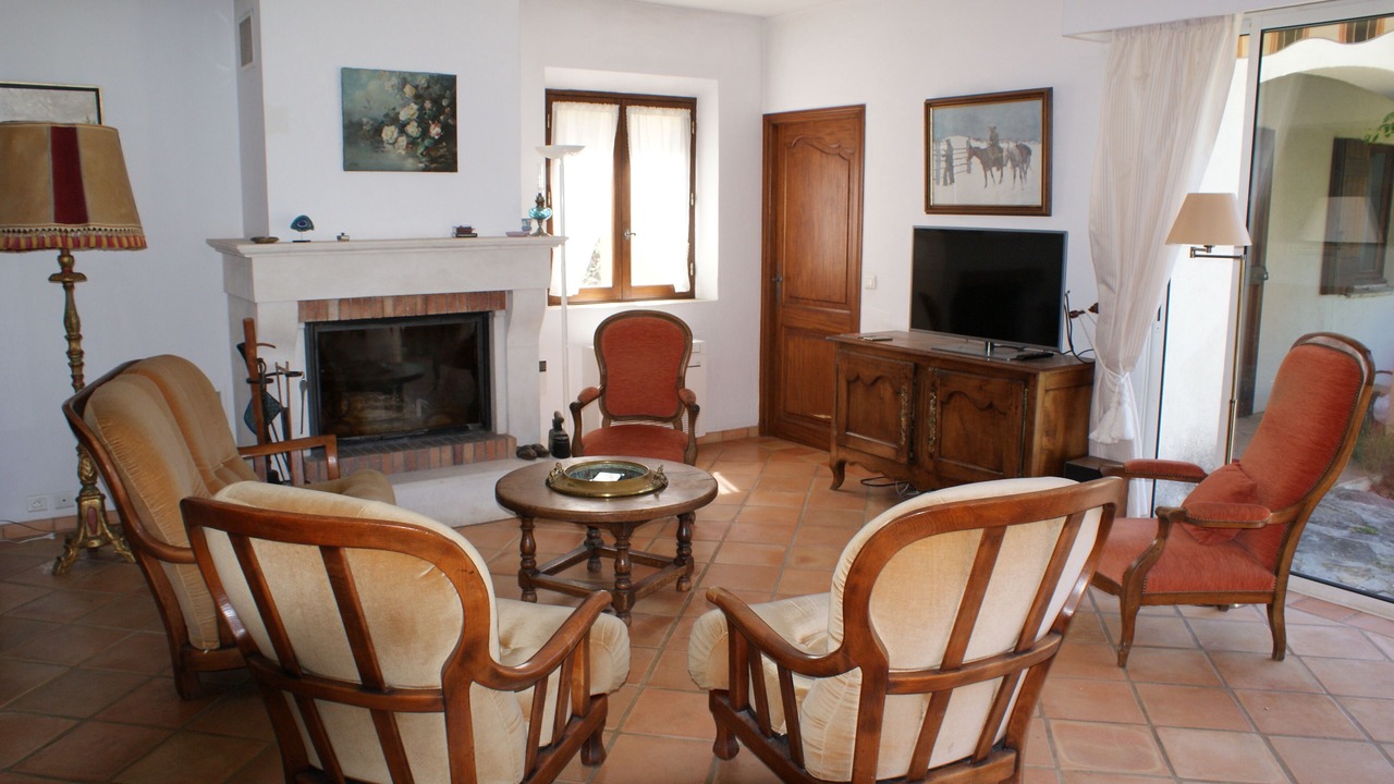 Photo of Livingroom in Tourrettes