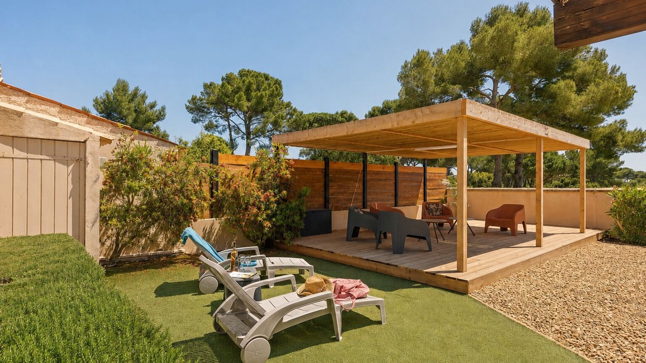 Photo of Patio Balcony in Giens
