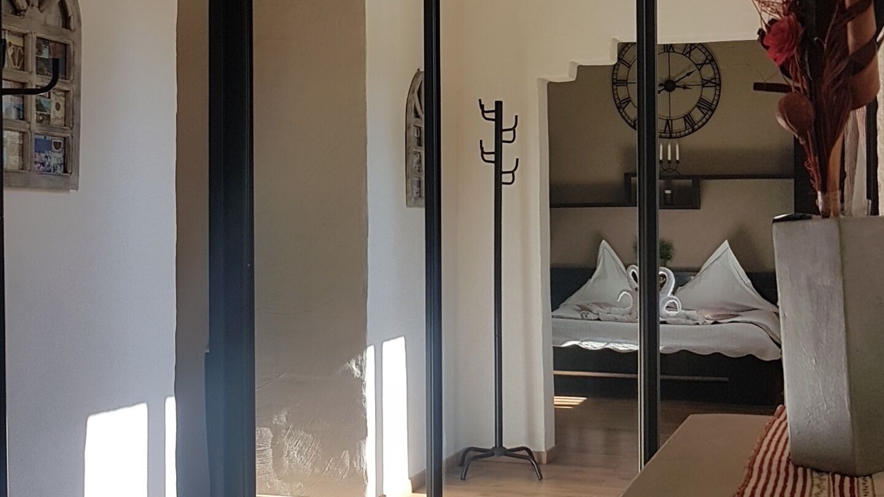 Photo of Bedroom in Eygalieres