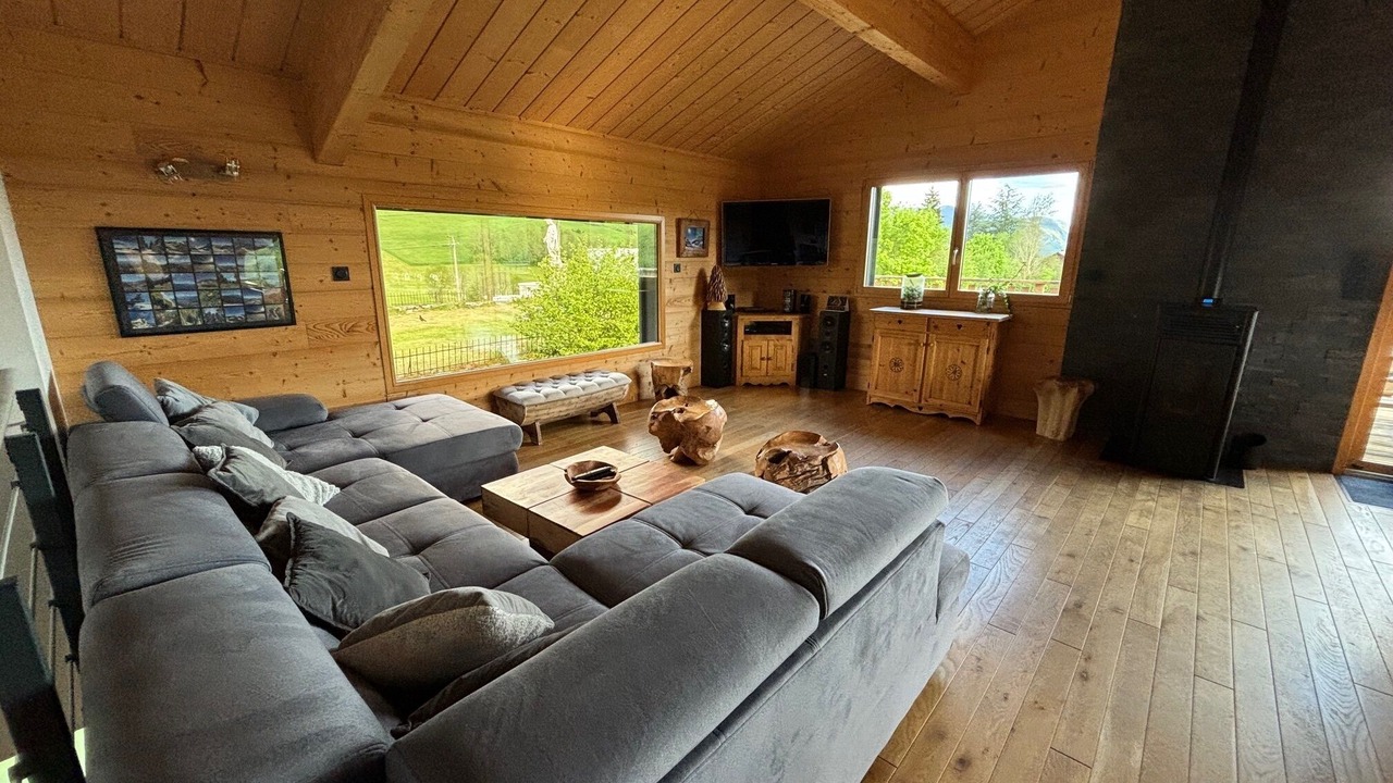 Photo of Livingroom in Saint-Julien-en-Vercors