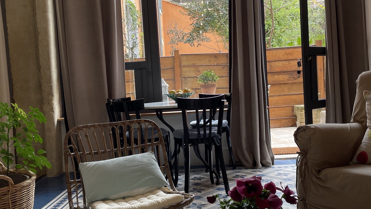 Photo of Livingroom in Historic Centre