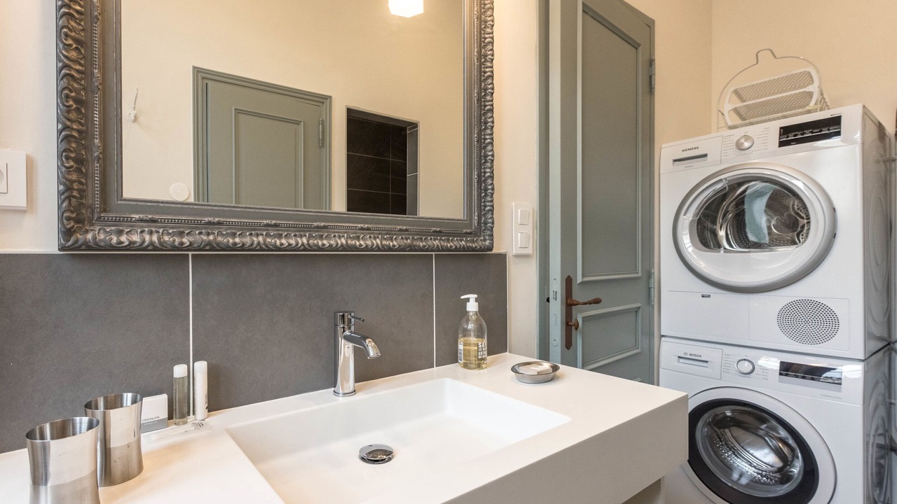 Photo of Bathroom in Embrun