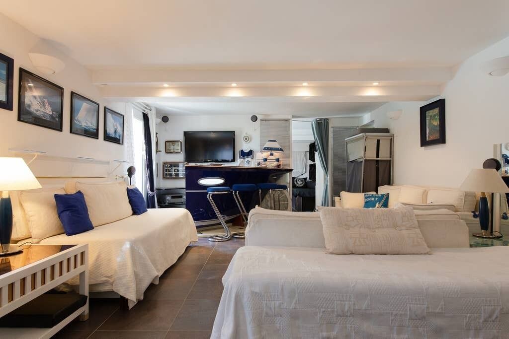 Photo of Bedroom in Antibes