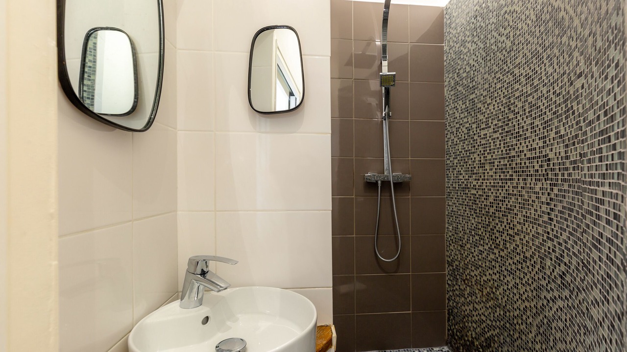 Photo of Bathroom in Opera