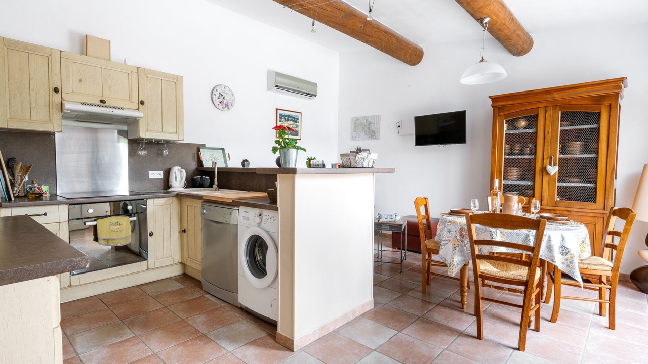 Photo of Kitchen in Merindol-les-Oliviers