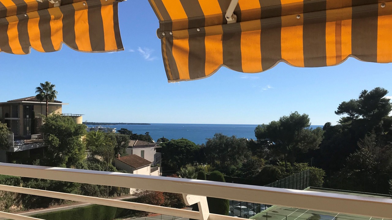 Photo of Outdoor in La Croix des Gardes