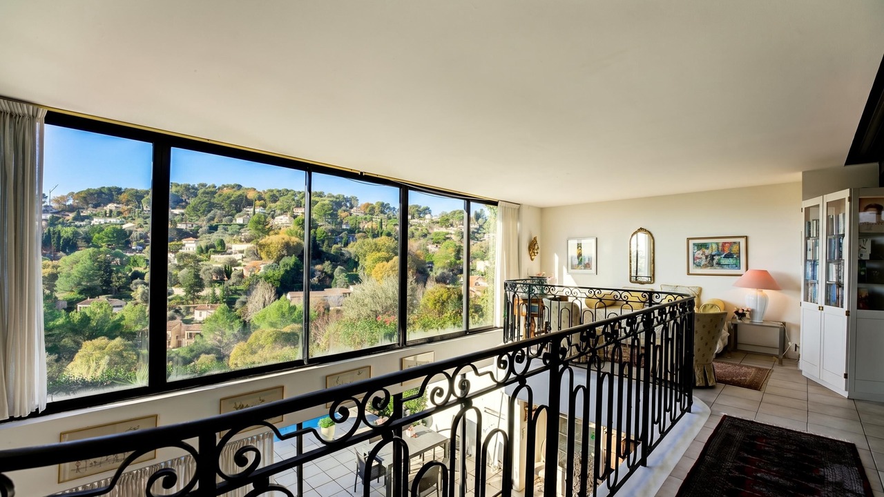 Photo of Others in Mougins