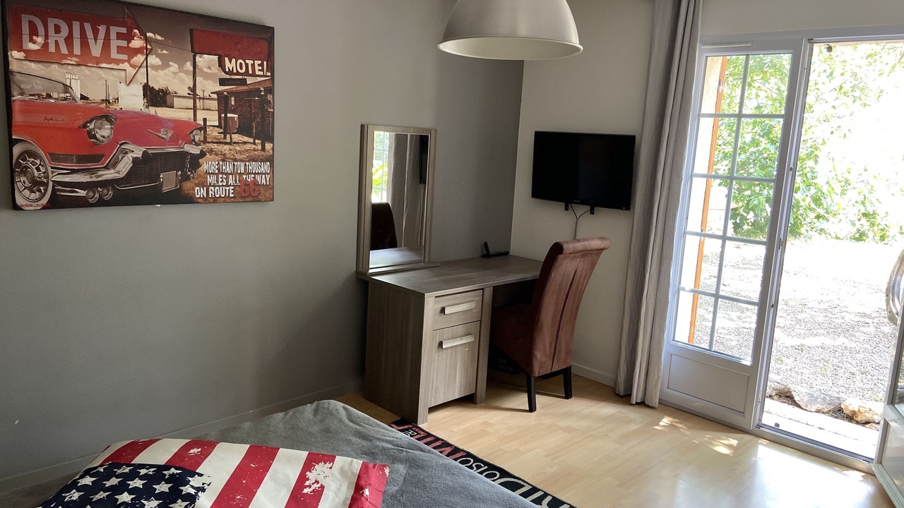 Photo of Bedroom in Saint-Cezaire-sur-Siagne