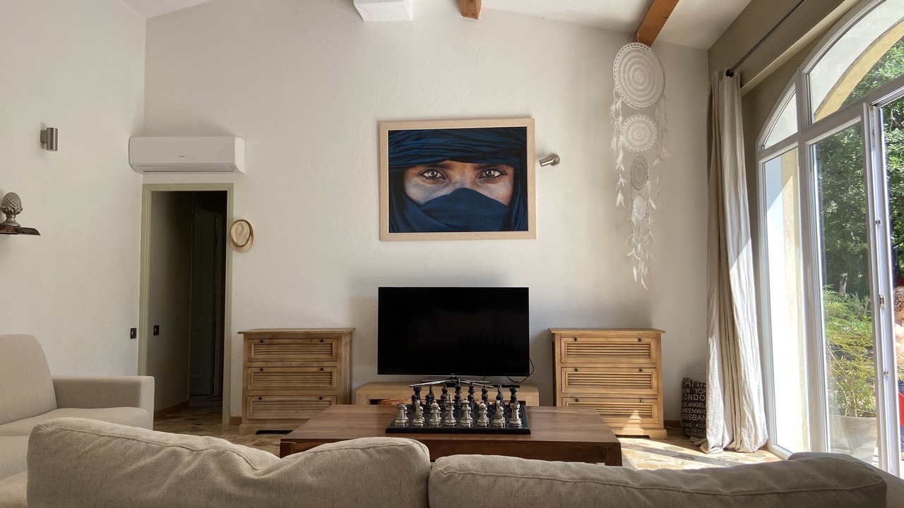 Photo of Livingroom in Saint-Cezaire-sur-Siagne