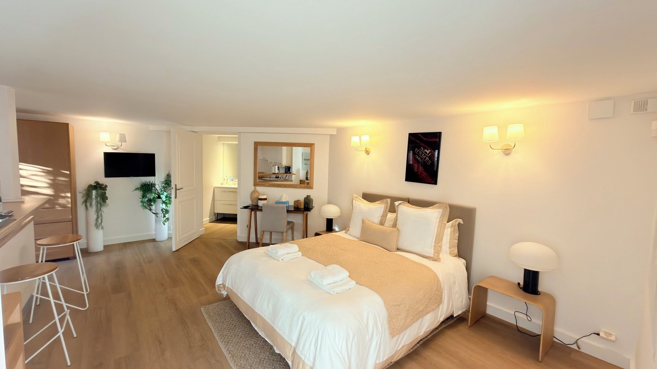 Photo of Bedroom in Le Cannet
