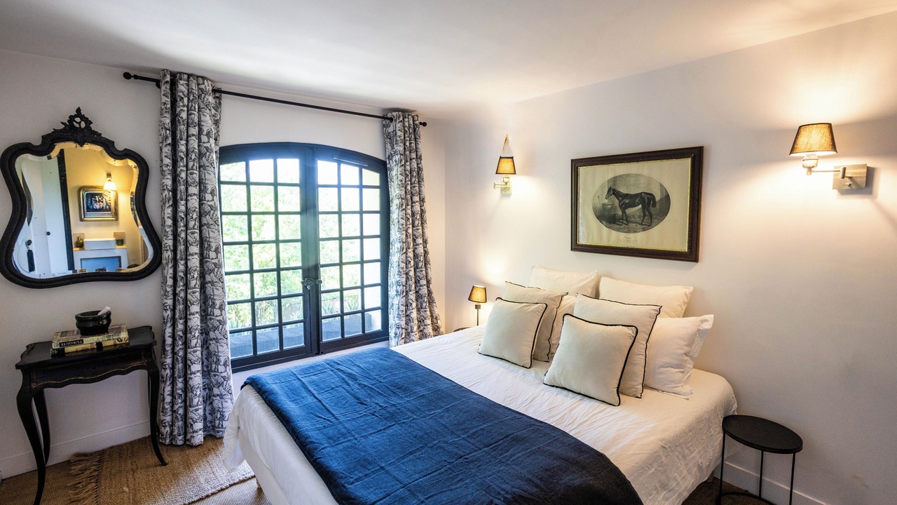 Photo of Bedroom in Menerbes