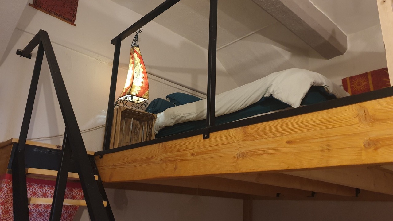 Photo of Bedroom in Lambesc