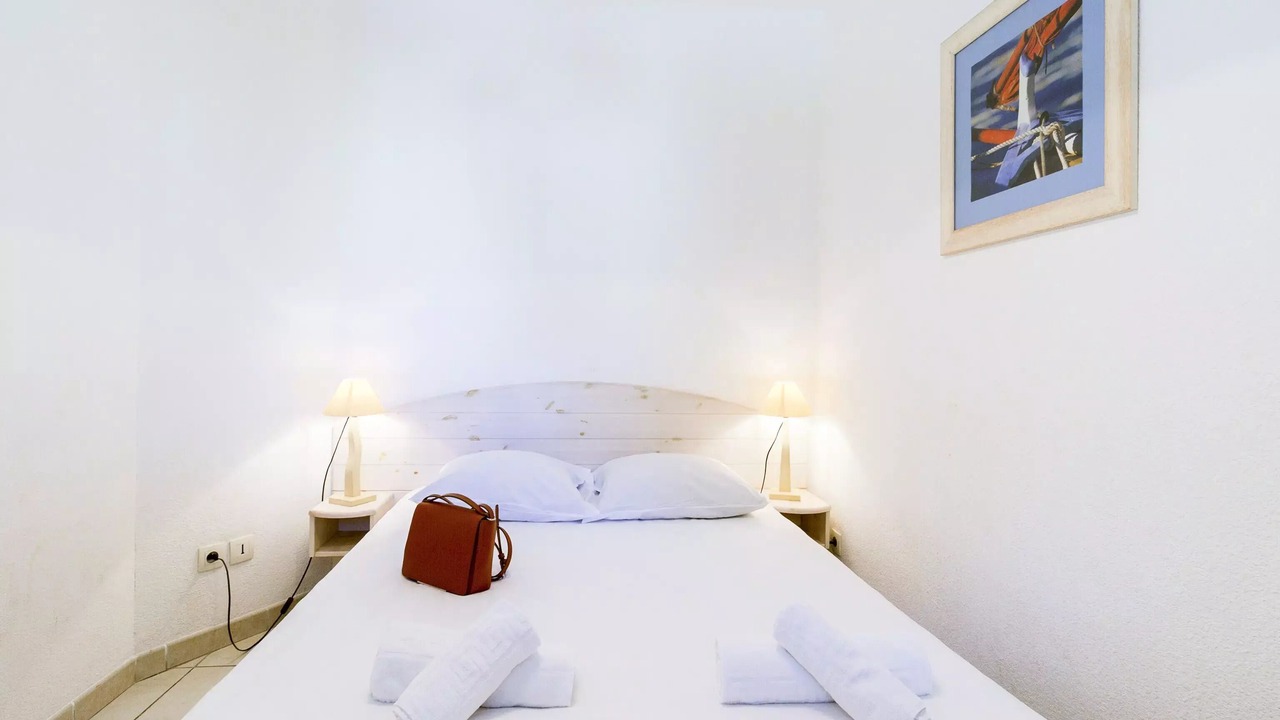 Photo of Bedroom in Six-Fours-les-Plages