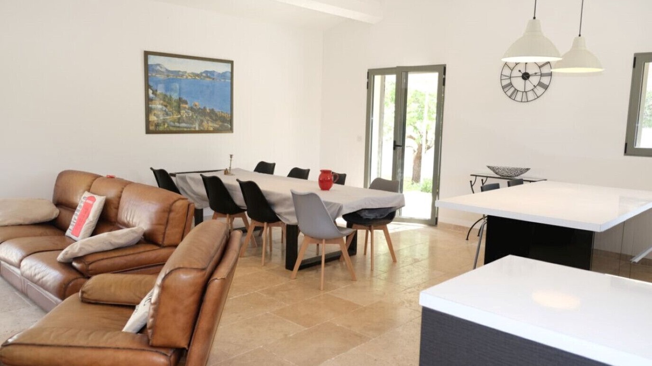 Photo of Livingroom in Aureille