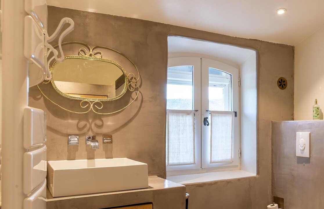 Photo of Bathroom in Bonnieux
