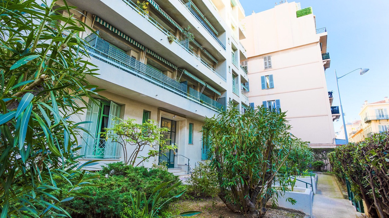 Photo of Outdoor in Jean-Medecin